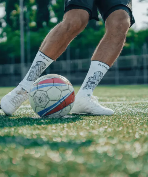 Floky Axsist 2.0 wit zwart sportsokken | PadelShopWestland